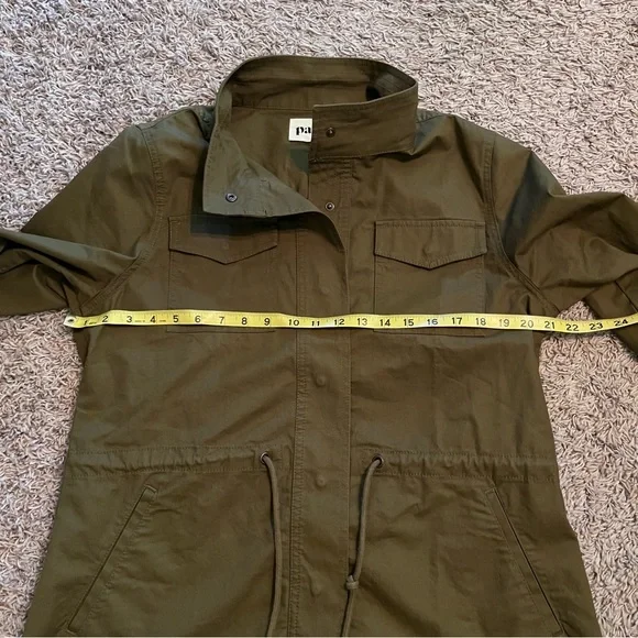 PACT Women’s Organic Cotton Woven Field Jacket in Grape Leaf Size L Like New - Picture 11 of 13